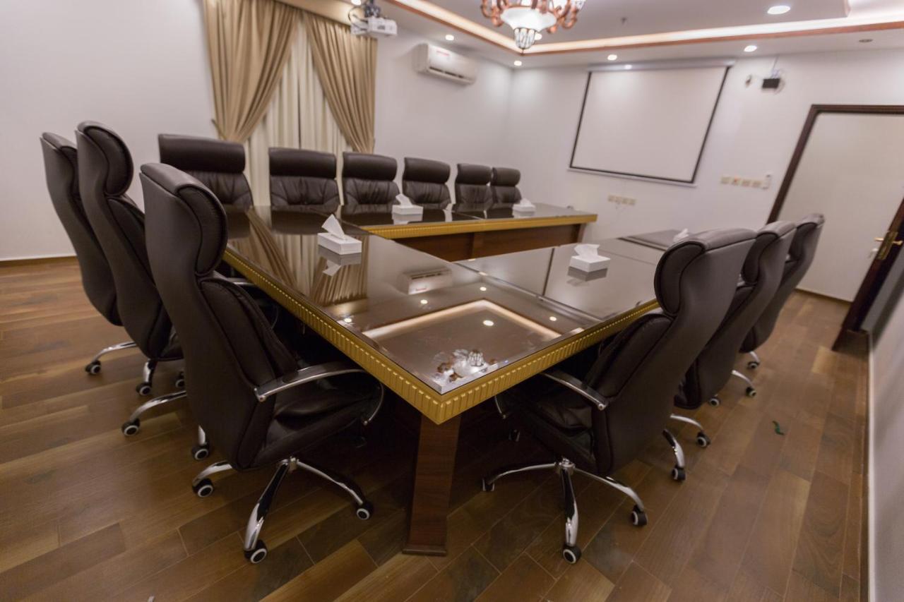 Luxury Hotel Apartments Tabuk Luaran gambar