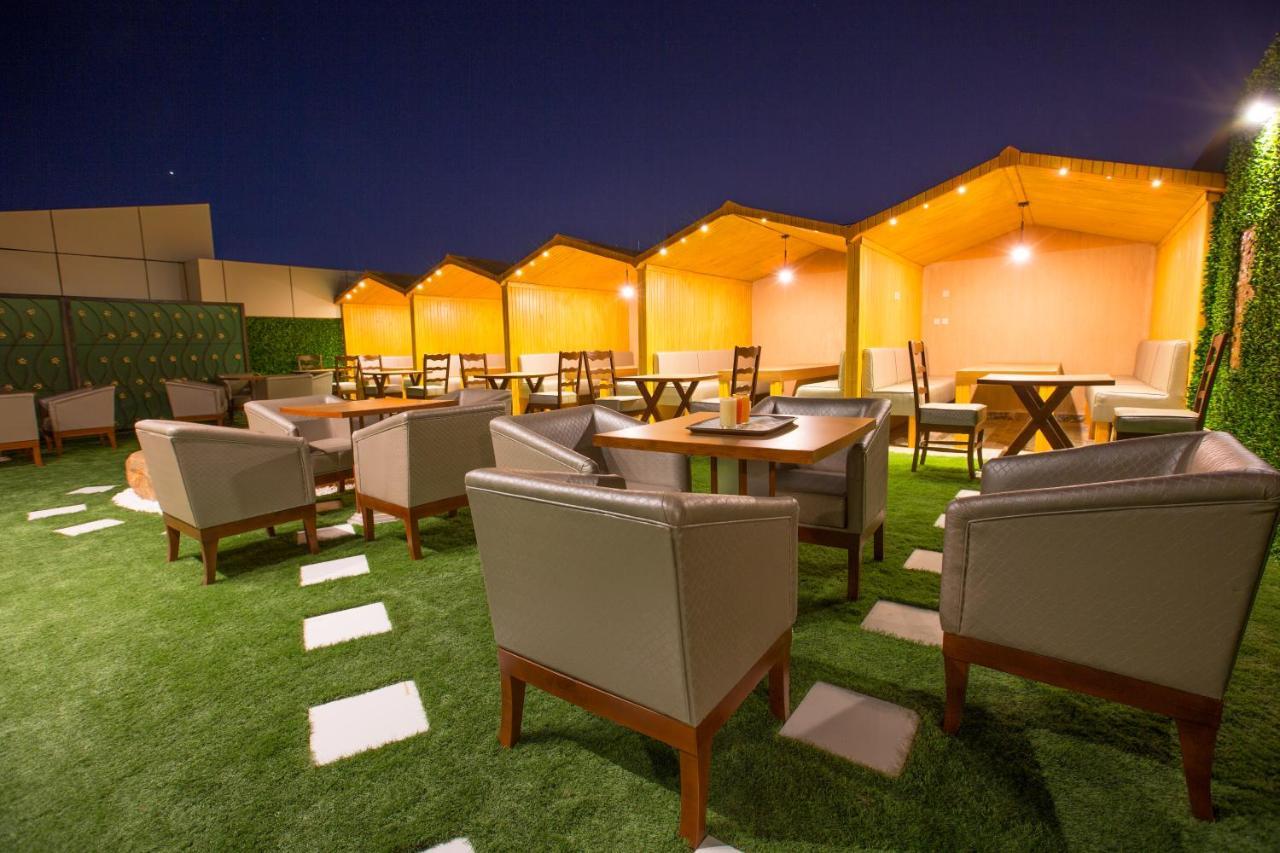 Luxury Hotel Apartments Tabuk Luaran gambar