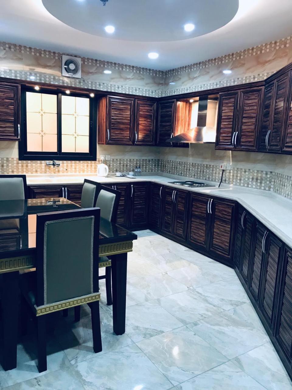 Luxury Hotel Apartments Tabuk Luaran gambar